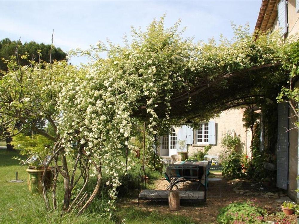 Le Mas Des Pins Mane  Exterior photo